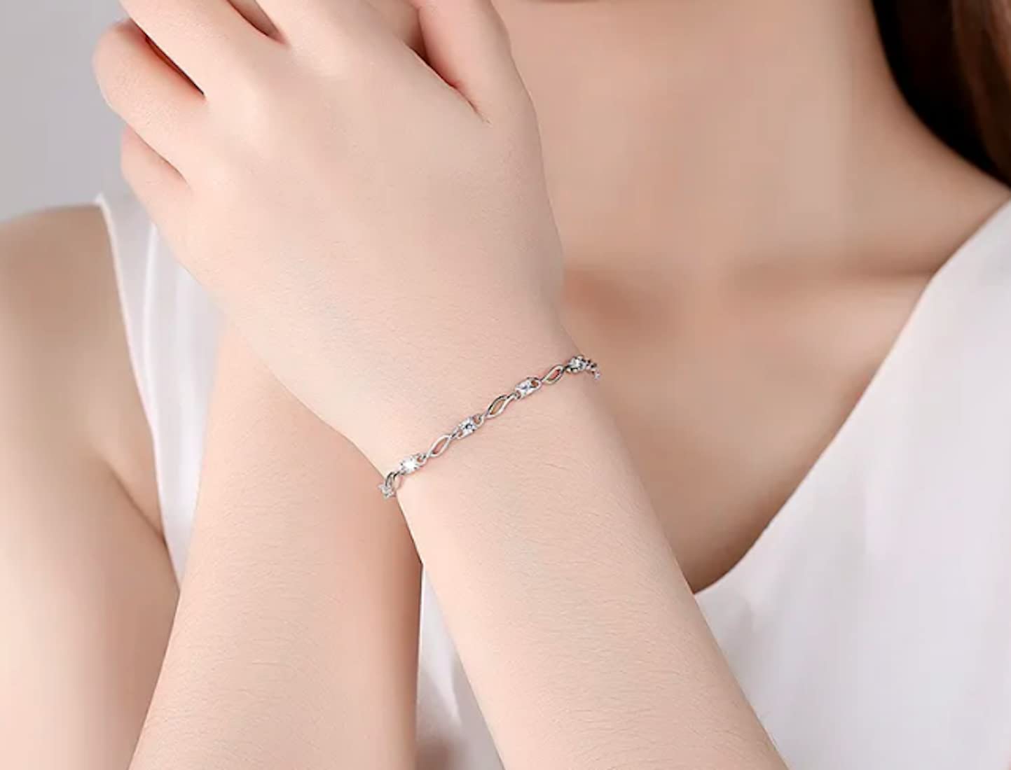 Glam up Your Look with Stylish 925 Silver-Plated Copper Bracelet for Women and Girls
