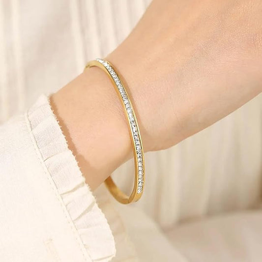 Gold Plated Crystal Cuff Bracelet (Gold)