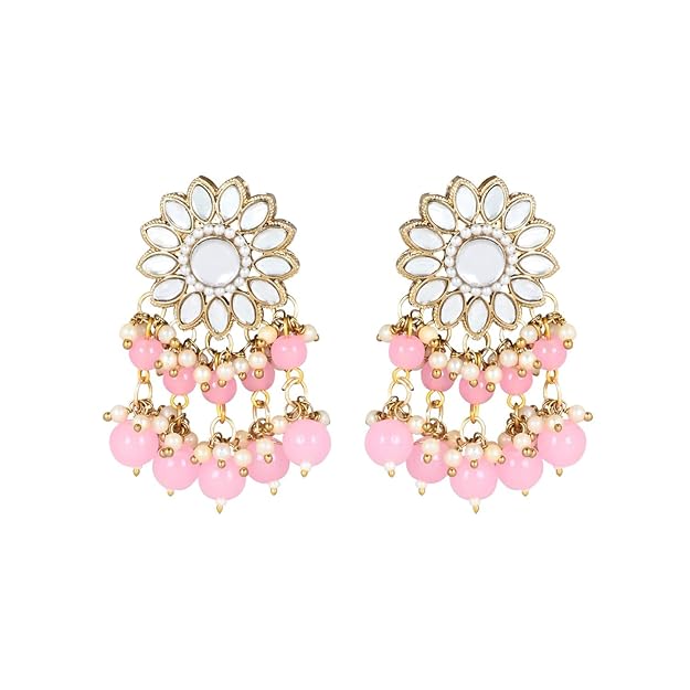 Kundan choker necklace set with detailed craftsmanship