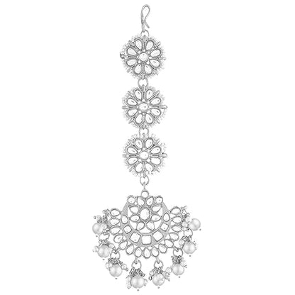 Kundan Mang Tika in Traditional Pearl Chandbali Earring Jewellery Set for Women