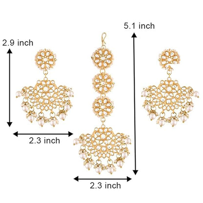 Elegant mang tikka for women in traditional Indian design