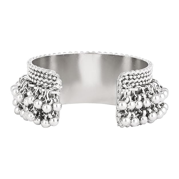 Oxidised bangles with ghungroo for traditional look