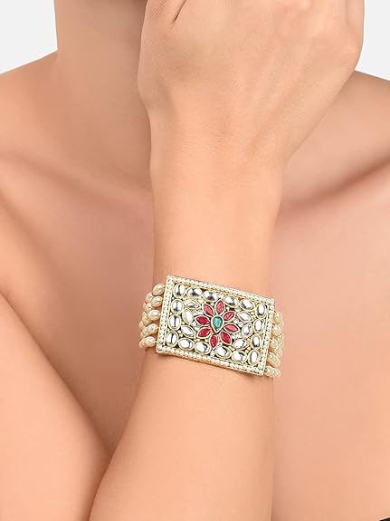 Bracelet with a Pearl and Kundan Traditional Wedding Collection (Set of 2)