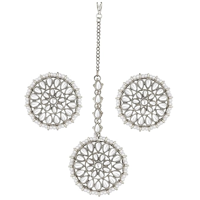 Mang Tika Bridal in Traditional Kundan Pearl Earring Jewellery Set