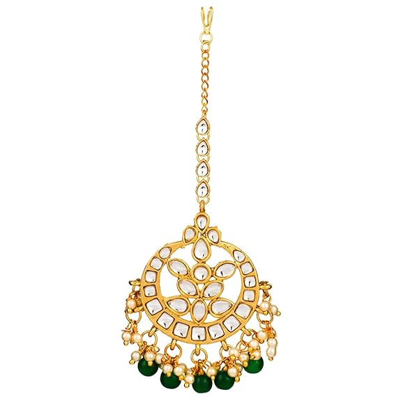 Mang Tikka for Women in Traditional Kundan & Pearl Earring Jewellery Set