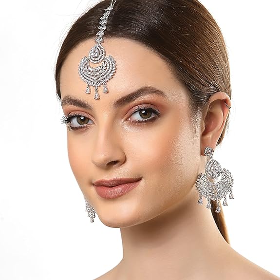 Small Diamond Maang Tikka in Rhodium Plated Stylish Shiny Round Design Earring Set