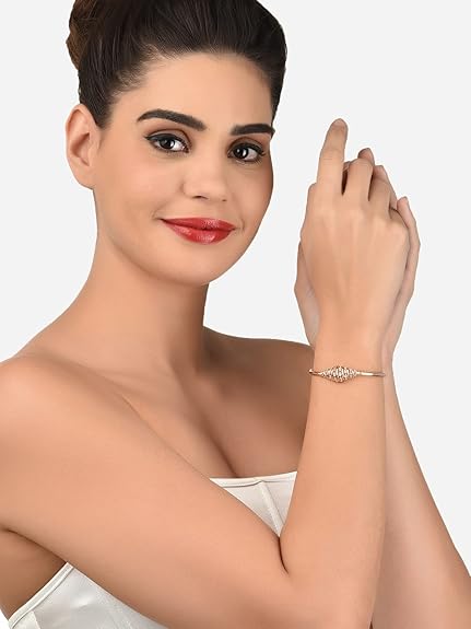 rose-gold-bracelet-charm