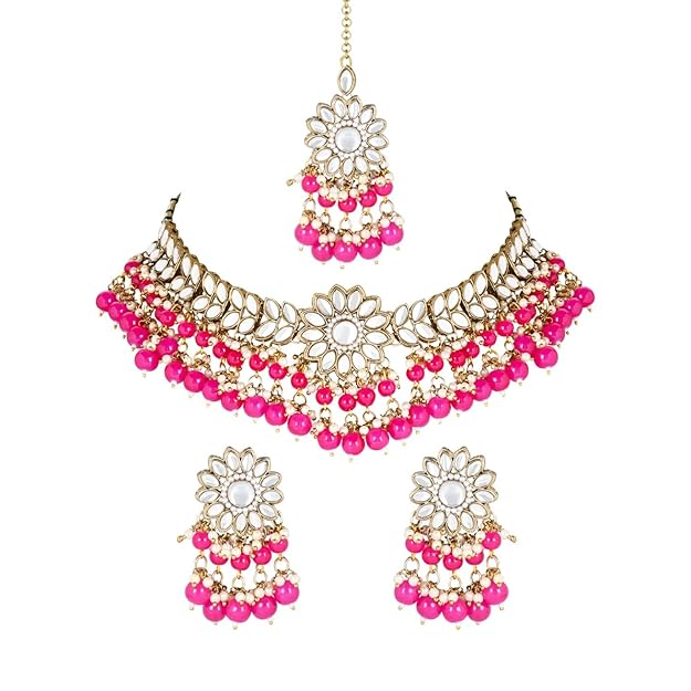 Kundan Choker Necklace Set in 18K Gold Plated Traditional Kundan Studded Pearl Hanging Choker Necklace Jewellery Set with Earrings and Maang Tikka