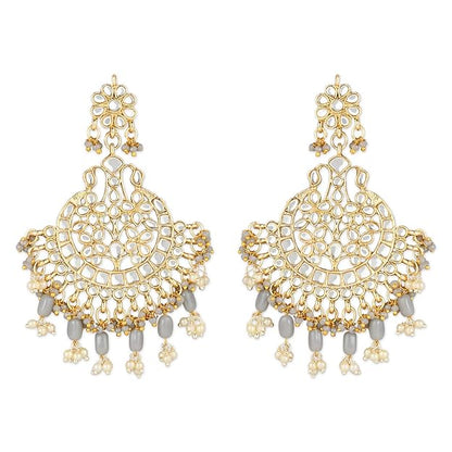 Maang Tikka with Pearl in Gold Plated Big Kundan Chandbali Earring Set