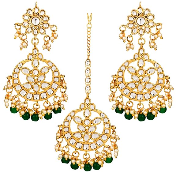 Mang Tikka for Women in Traditional Kundan & Pearl Earring Jewellery Set