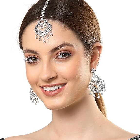 AD Mang Tika in Rhodium Plated Stylish Shiny Round Design Maang Tikka Earring Jewellery Set