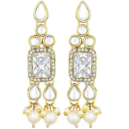 Crystal collar necklace with modern statement style