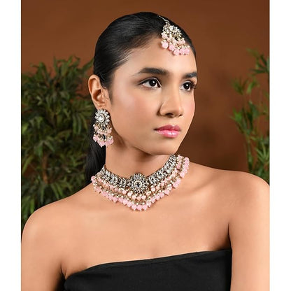 Kundan Choker Necklace Set in 18K Gold Plated Traditional Kundan Studded Pearl Hanging Choker Necklace Jewellery Set with Earrings and Maang Tikka