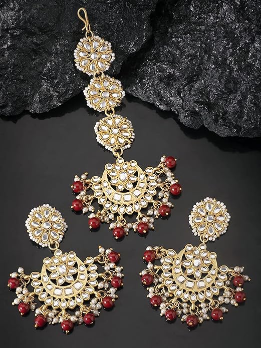 Dulhan Mang Tika in Gold Plated Traditional Kundan & Faux Pearl Chandbali Earring Set