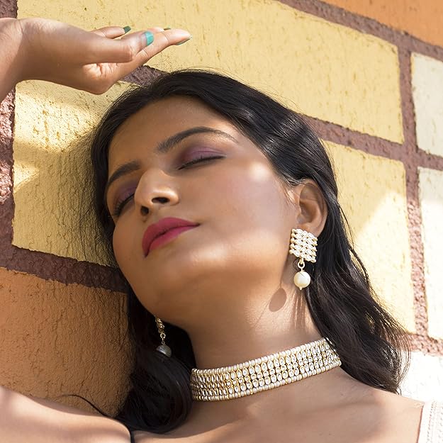 Pearl choker necklace Indian style for weddings