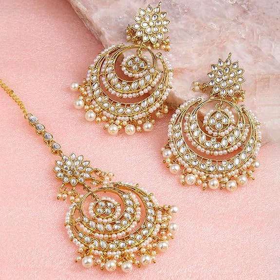 Mang Tikka for Women in Traditional Rhodium Kundan & Pearl Earring Set Design