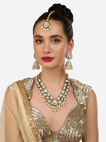 Green long necklace with rich ethnic styling