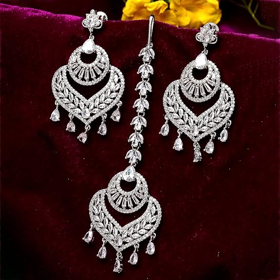 AD Mang Tika in Rhodium Plated Stylish Shiny Round Design Maang Tikka Earring Jewellery Set