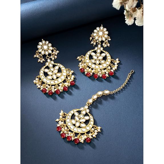 Mang Tikka for Women in Traditional Kundan & Pearl Earring Jewellery Set
