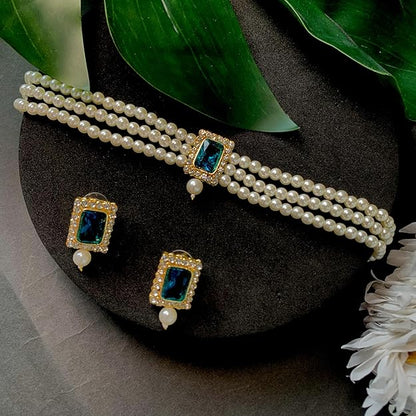 Pearl Choker Necklace in Gold Plated Traditional Stone and Pearl Choker Necklace Jewellery Set for Women