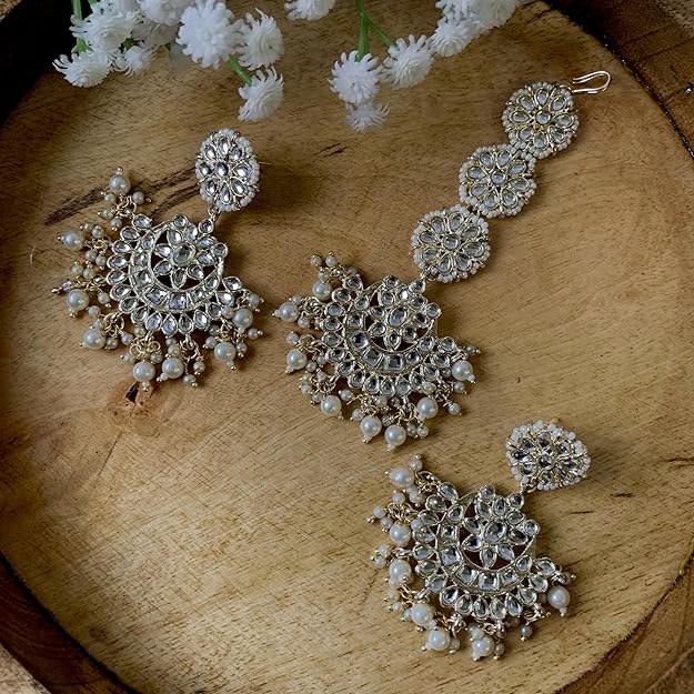 Dulhan Mang Tika in Gold Plated Traditional Kundan & Faux Pearl Chandbali Earring Set